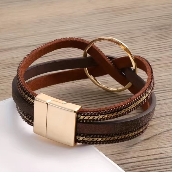 Magnetic buckle wrap bracelet, brown - Picture 7 of 7